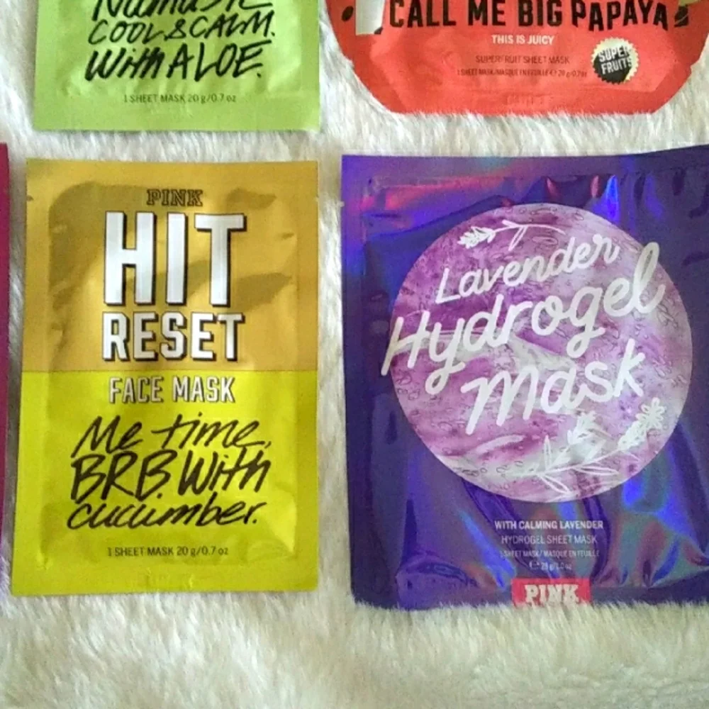 PINK Victorias Secret treat yourself